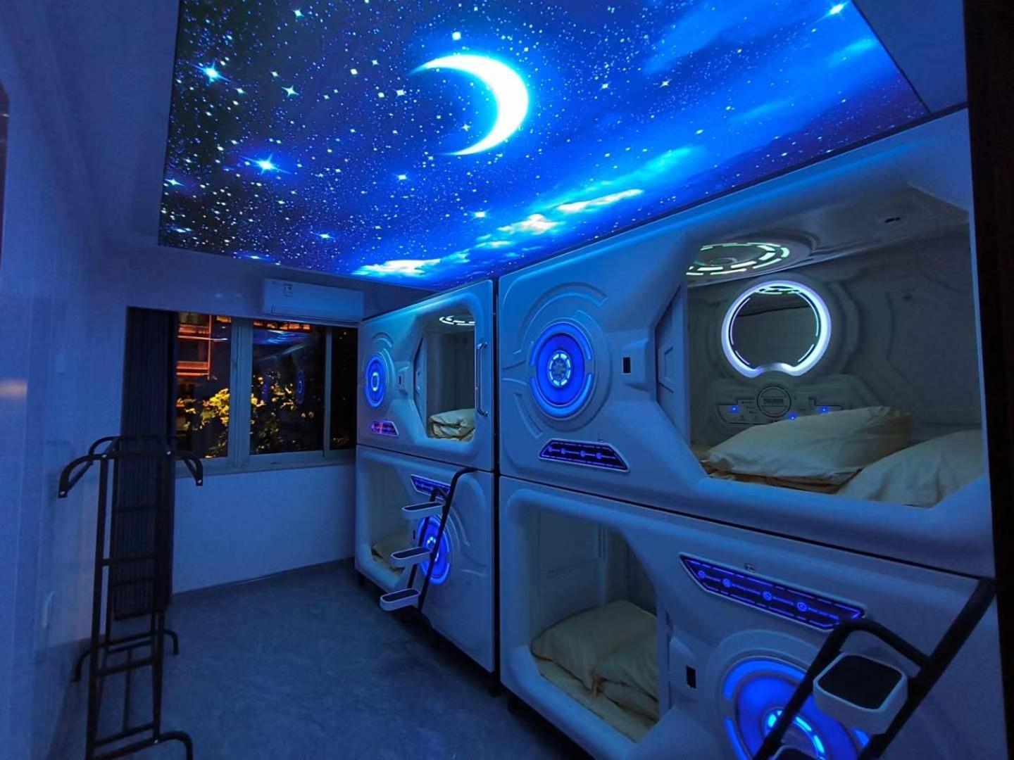 Air Hostel Capsules Airport Gavà Exteriér fotografie